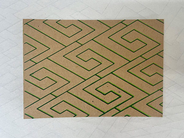 Final card, pattern of letter 'G' 